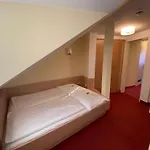 慕尼黑亚德里亚酒店 酒店 3*