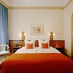 فندق أدريا 3*