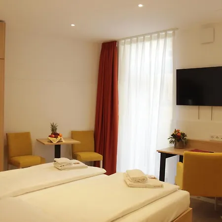 Adria Hotel 3*