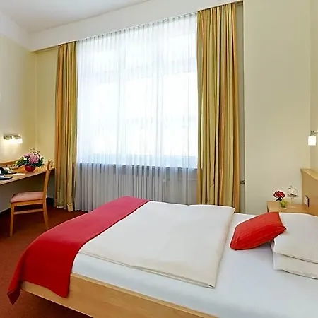 Hotel Adria München