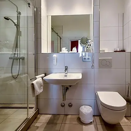 Hotel Adria 3*