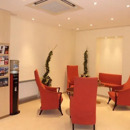 Adria Hotel 3*